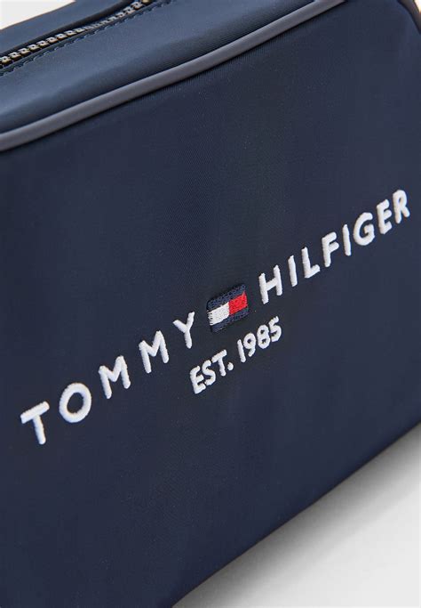 tommy hilfiger toiletry bag.